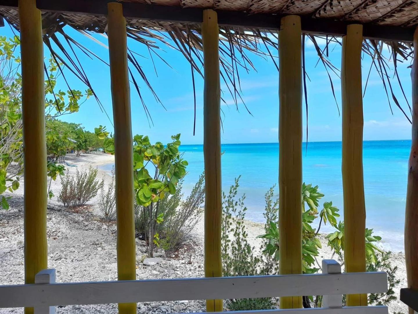 Rangiroa Bliss Hotel Tiputa Exterior photo